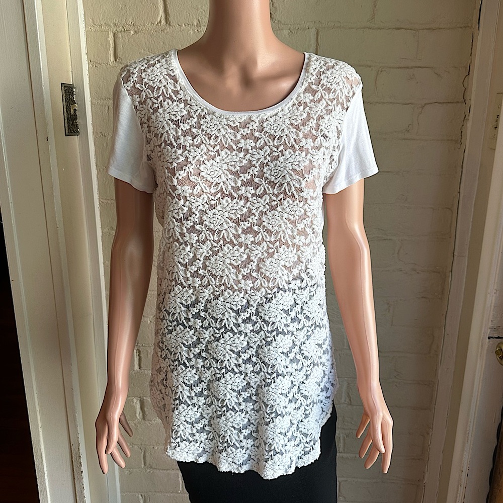 Bianca Nygard size small white comfy stretch floral lace blouse top